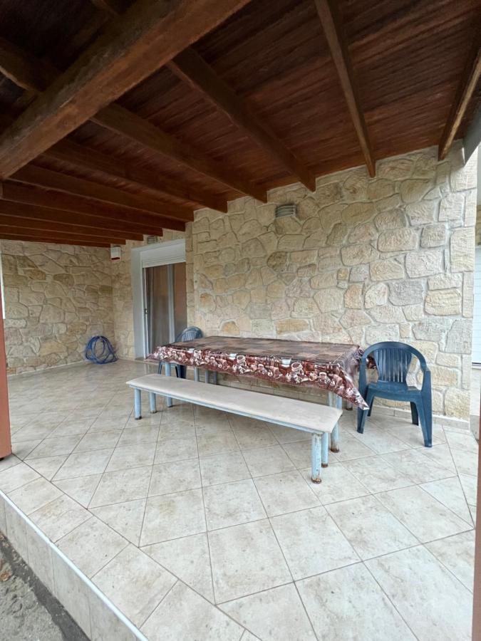 Elani Villa"S Buitenkant foto