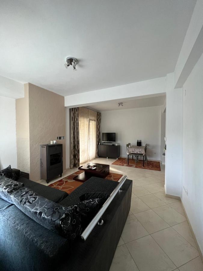 Elani Villa"S Buitenkant foto